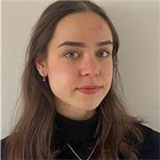 Etudiante ayant passé le BAC avec la spécialité SVT et passionnée par les sciences !